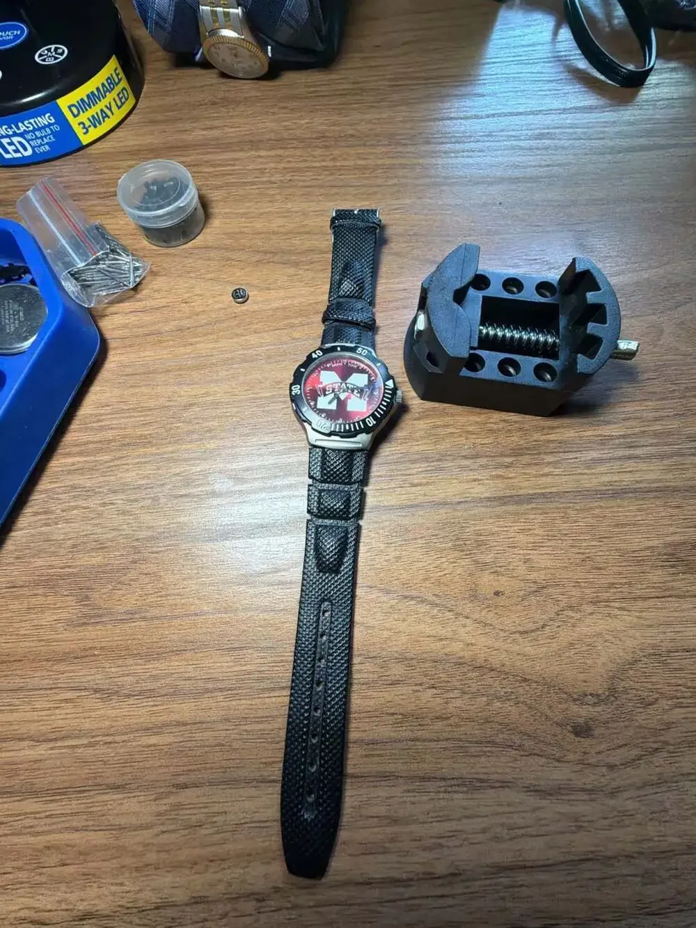 Mississippi State University Bulldogs Game Time Agent Series Analog Watch runnin